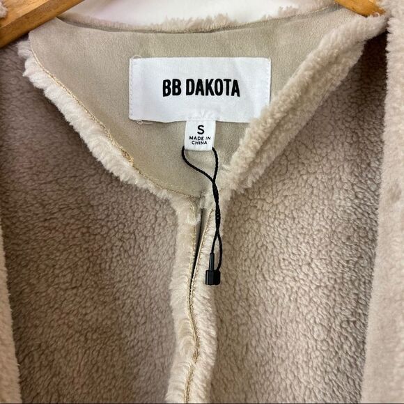 BB Dakota by Steve Madden - Women's Glenna Mixed Media Jacket - Picture 9 of 11